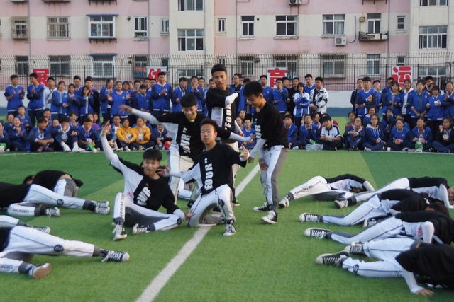 精彩舞蹈 (6).JPG