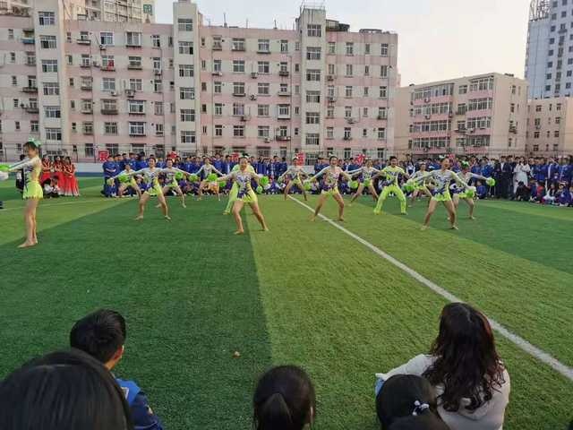 精彩舞蹈 (1).jpg