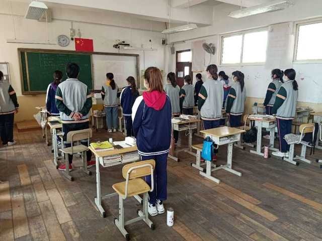 1齐唱团歌.jpg